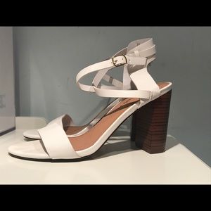 Seychelles white block sandals